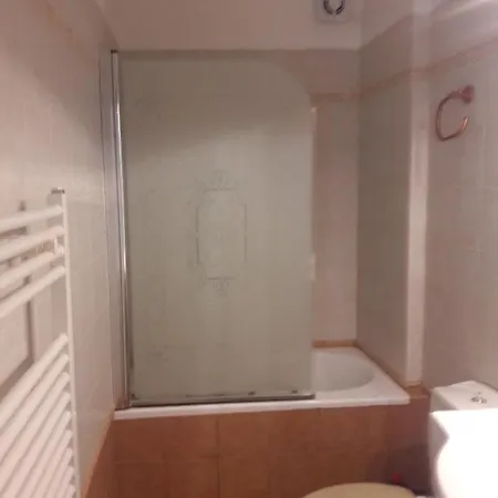 Krinides Apartment Nerotrivia
